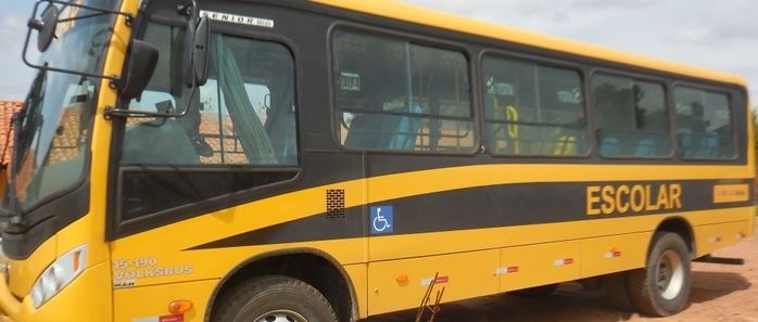 Prefeitura faz aquisição de mais um ônibus escolar, superando em 02 anos o número de mais de 20 anos de história - Imagem 1