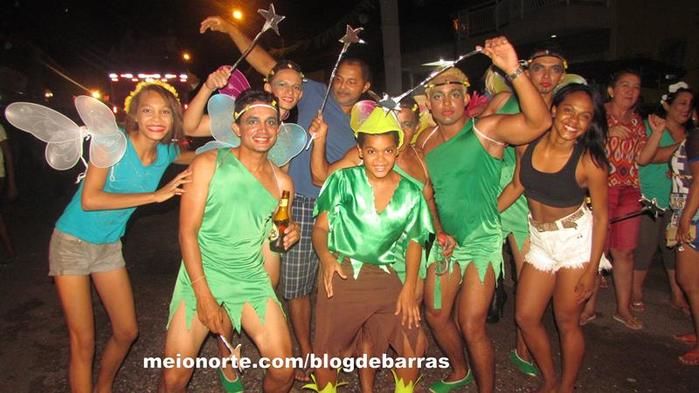 Alegria e descontração no tradicional 'Bloco dos Sujos' - Imagem 23