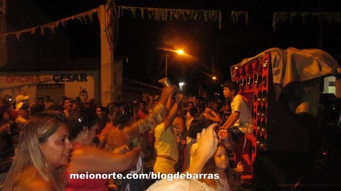 Alegria e descontração no tradicional 'Bloco dos Sujos' - Imagem 58