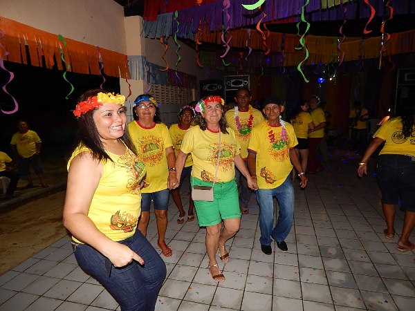 Social realiza Carnaval para os Idosos de Lagoinha - Imagem 25