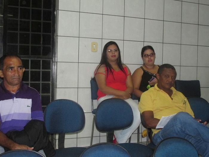 Vereador Luizão Faz sua primeira Sessão como o novo presidente na Câmara municipal de Agricolândia  - Imagem 11