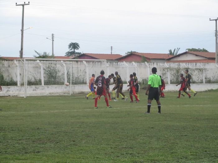 Demerval Lobão vence o time de Curralinhos na abertura do Campeonato dos quarentões em Agricolândia - Imagem 19