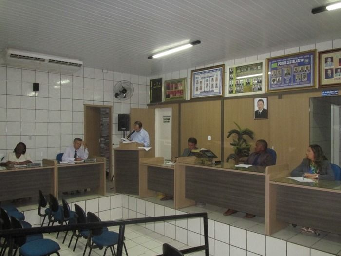 Vereador Luizão Faz sua primeira Sessão como o novo presidente na Câmara municipal de Agricolândia  - Imagem 9