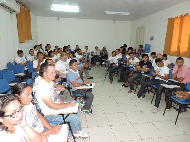 Primeira-dama Edneida Fortes participou de palestra contra exploração do trabalho infantil - Imagem 2