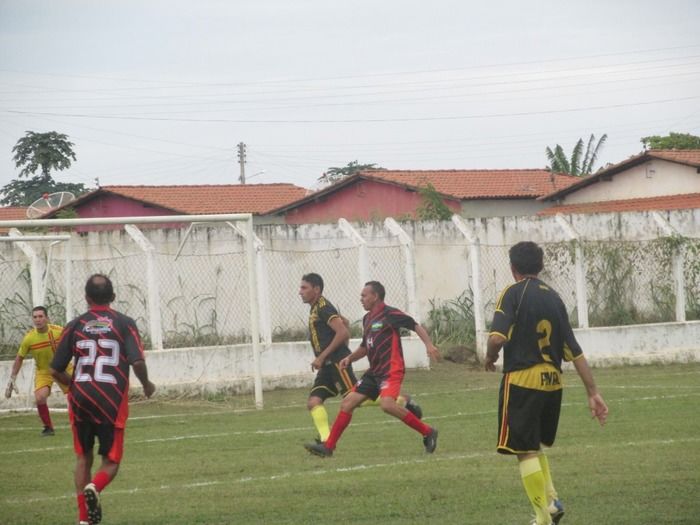 Demerval Lobão vence o time de Curralinhos na abertura do Campeonato dos quarentões em Agricolândia - Imagem 21