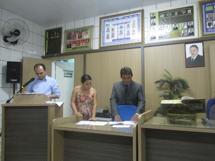Vereador Luizão Faz sua primeira Sessão como o novo presidente na Câmara municipal de Agricolândia  - Imagem 6