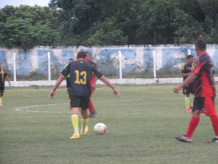 Demerval Lobão vence o time de Curralinhos na abertura do Campeonato dos quarentões em Agricolândia - Imagem 36