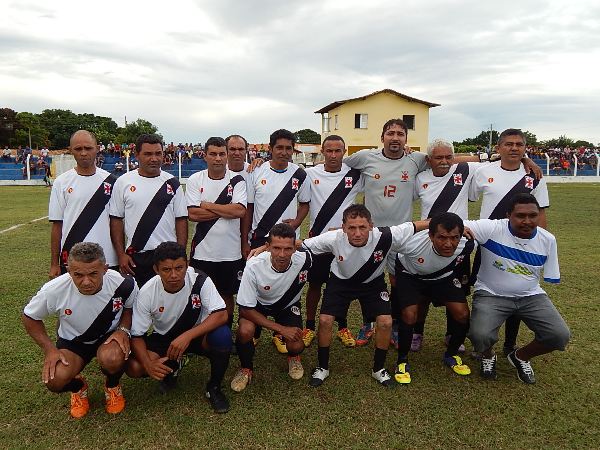 Quarentões de Lagoinha faz estréia com Vitoria  - Imagem 9