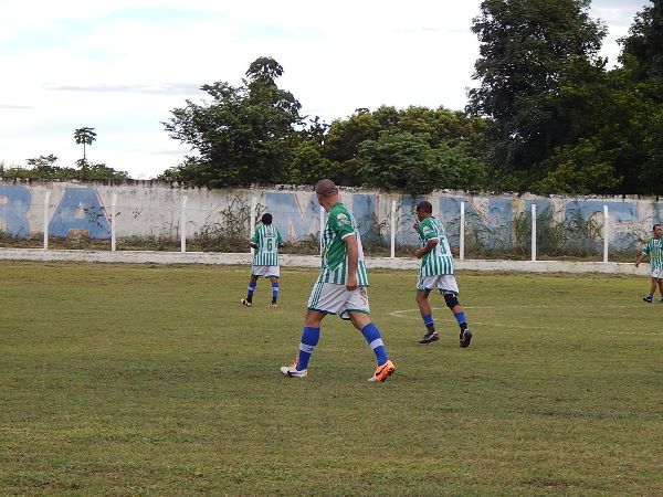 Quarentões de Lagoinha faz estréia com Vitoria  - Imagem 17