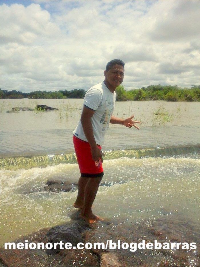 Rio Longa cheio atrai visitantes - Imagem 7