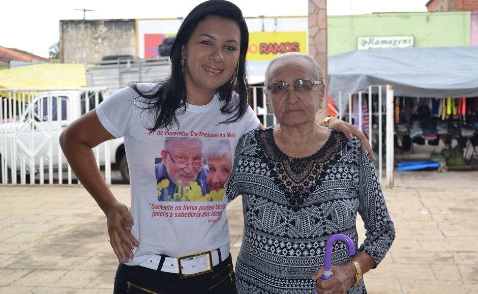 Idosos alegretenses participam de celebração