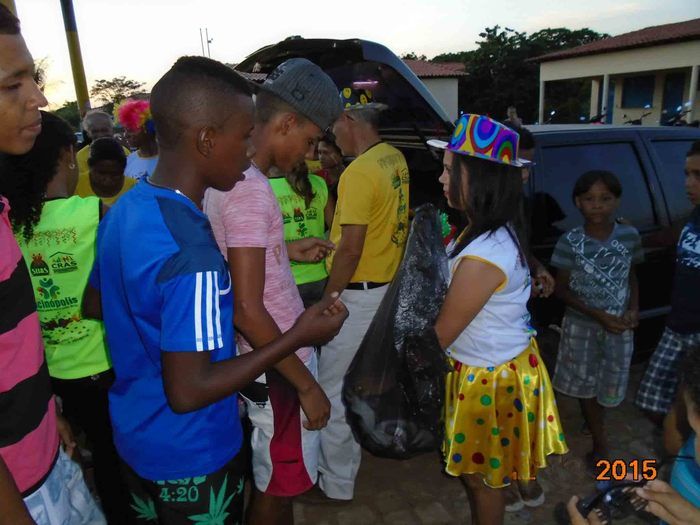 Crianças, adolescentes e idosos do SCFV caem na folia às vésperas do carnaval - Imagem 19
