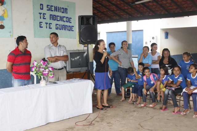 Prefeita reforça compromisso com educação na abertura do período letivo em Miguel Alves - Imagem 2
