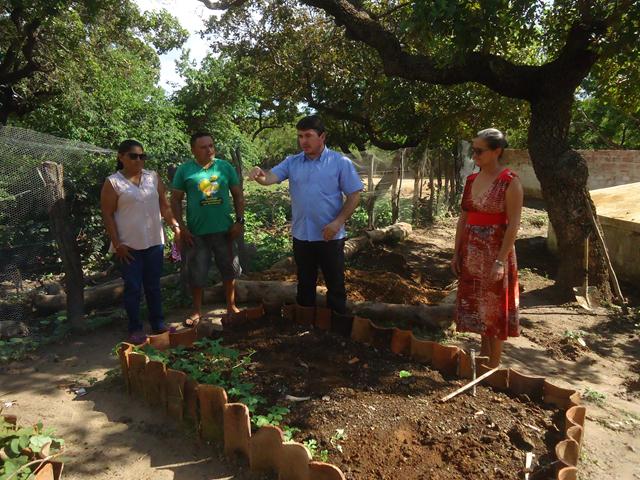 Vice-Prefeito Elvis Ramos visitou a Escola Municipal Liberato Vieira - Imagem 7