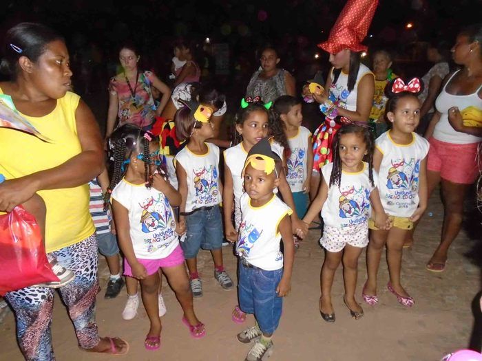 Crianças, adolescentes e idosos do SCFV caem na folia às vésperas do carnaval - Imagem 36