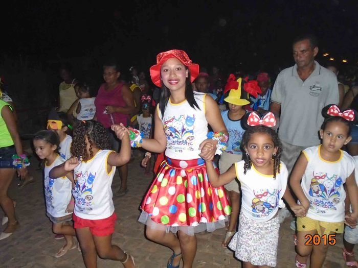 Crianças, adolescentes e idosos do SCFV caem na folia às vésperas do carnaval - Imagem 46