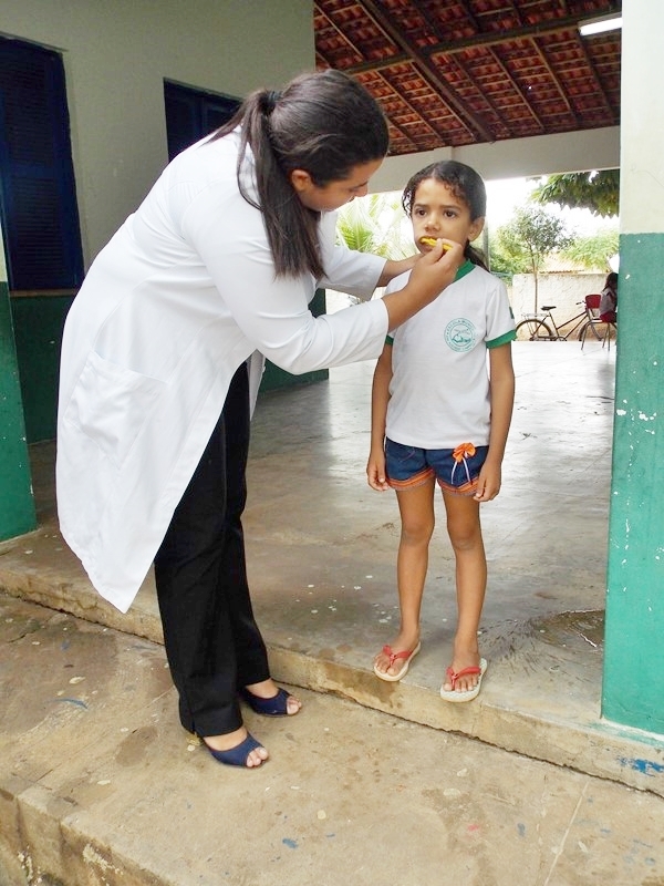 Secretaria de Saúde realiza escovação supervisionada nas Escolas Municipais - Imagem 3