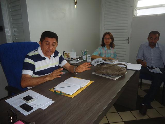 Prefeito realizou reunião com Seus Assessores Para Traçar Metas - Imagem 6