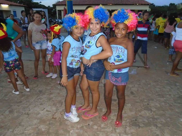 Crianças, adolescentes e idosos do SCFV caem na folia às vésperas do carnaval - Imagem 24