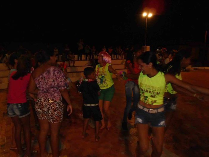 Crianças, adolescentes e idosos do SCFV caem na folia às vésperas do carnaval - Imagem 87