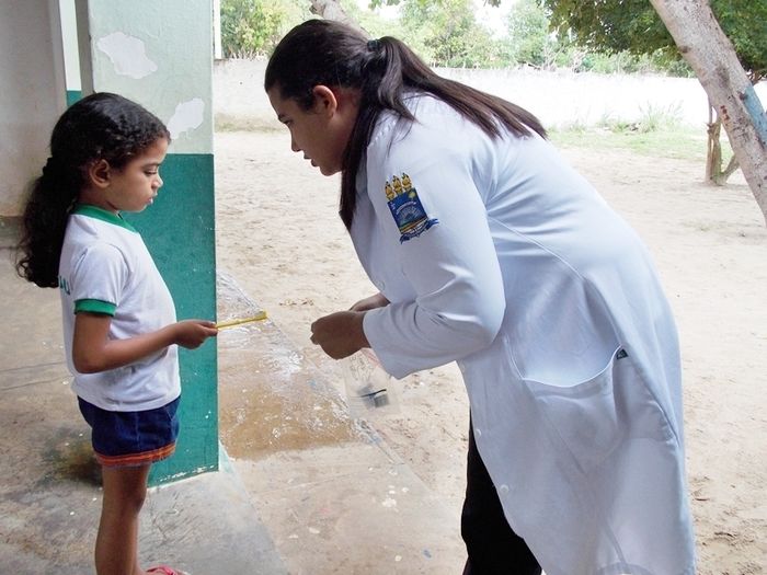 Secretaria de Saúde realiza escovação supervisionada nas Escolas Municipais - Imagem 2