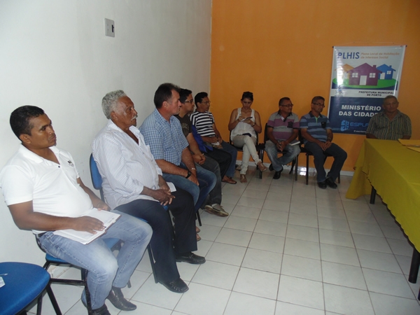 Prefeitura de Porto realiza reunião do PLHIS - Imagem 15