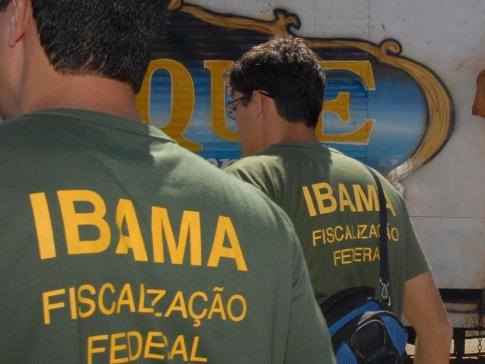 Meio Ambiente – Prefeitura e IBAMA embargam empresa que extraia a areia do Rio Itaim. - Imagem 1