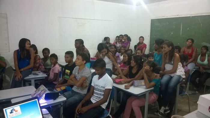 Palestra direcionada à adolescentes hoje na Unidade Escolar Antônio Gramoza - Imagem 3