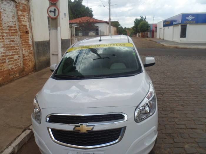 Prefeito entrega veículo para Conselho Tutelar de Valença do PI - Imagem 5