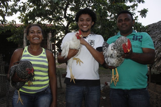 Projeto Mais Caipirão vai beneficiar 2 mil famílias em Miguel Alves - Imagem 12