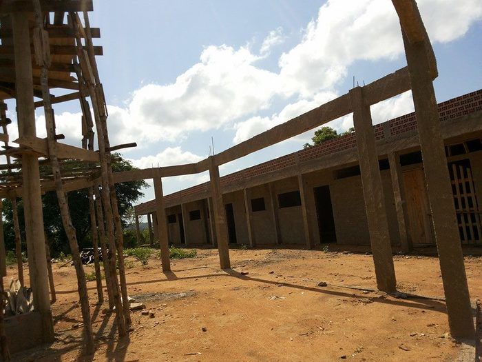 Prefeito Seu Dua visita obras que estão em construção no município - Imagem 8