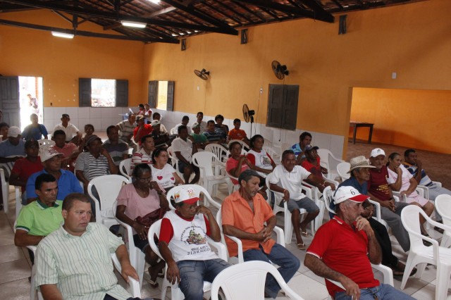 Prefeitura de Miguel Alves discute melhorias na agricultura familiar com produtores rurais - Imagem 3