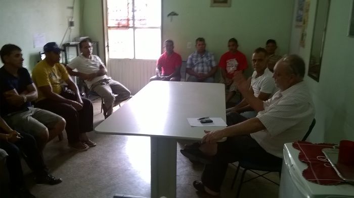 Prefeito Raimundo Ferreira recebe vários líderes comunitários e juntos debates problemas das comunidades  - Imagem 9