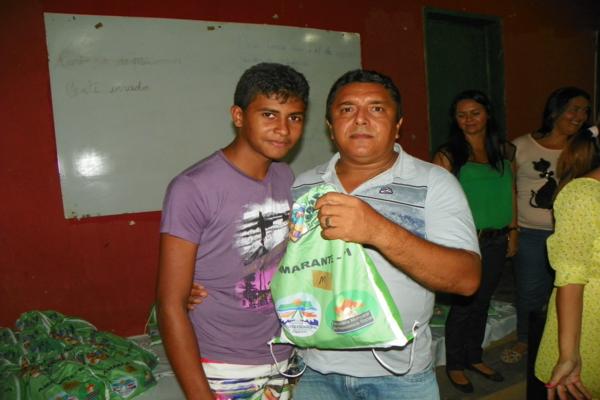 Assistência Social de Amarante entrega kit aos adolescentes do serviço de convivência e fortalecimento de vínculos - Imagem 21