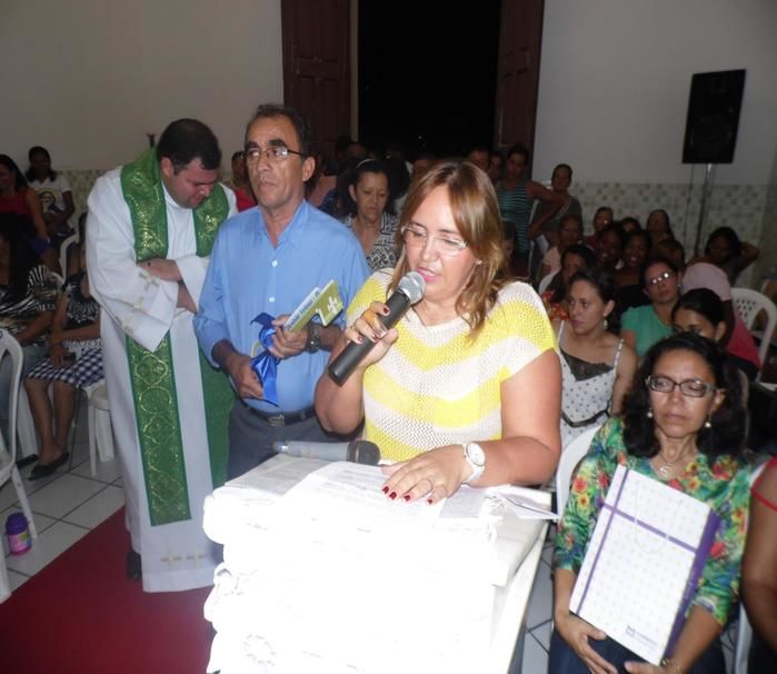 Pe. Miguel Junior toma posse como novo padre de Elesbão Veloso  - Imagem 35
