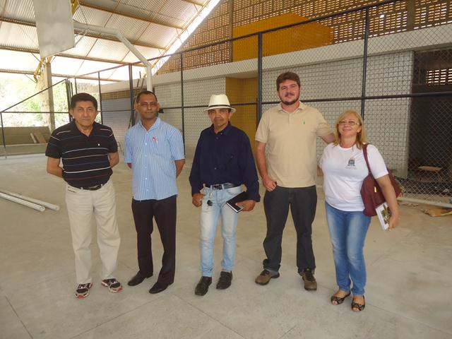 Dr. Zé Maria e Vereadores visitaram Obras no Brejo da Fortaleza - Imagem 3