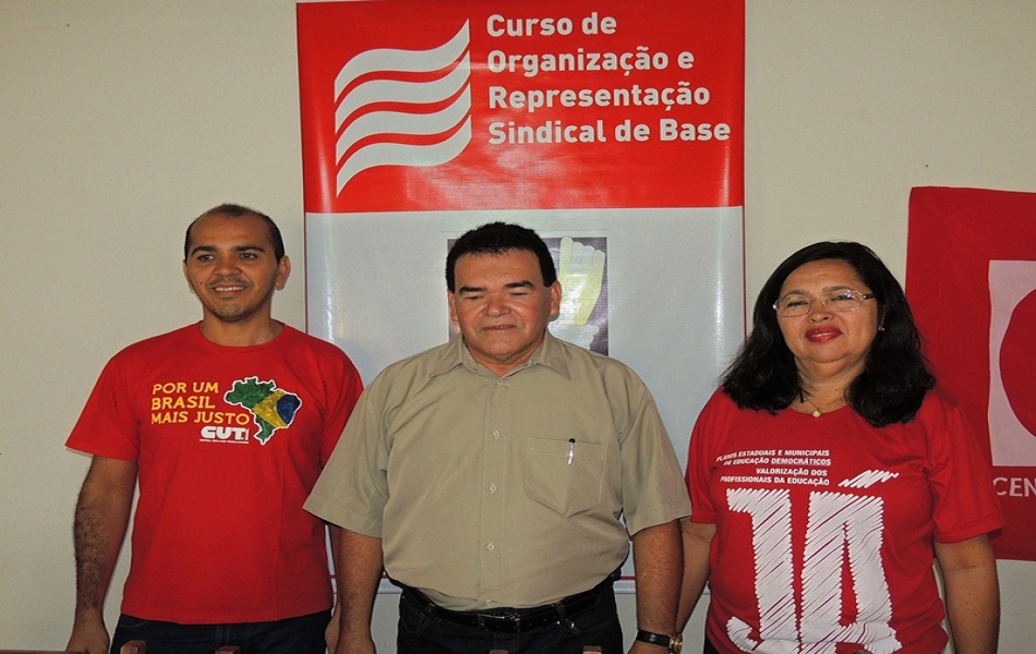 Presidente do SINTE Vereador Chico Zaca  trás curso de 0. R. S. B para Pedro II