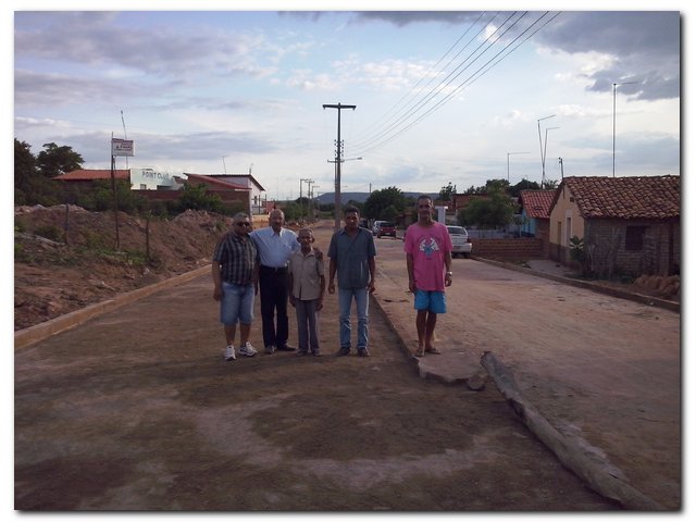 Prefeitura de Inhuma amplia o calçamento da Avenida Hosterno Borges - Imagem 3