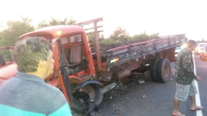 Dois campomaiorenses morrem ao colidir com caminhão na BR-343 - Imagem 4