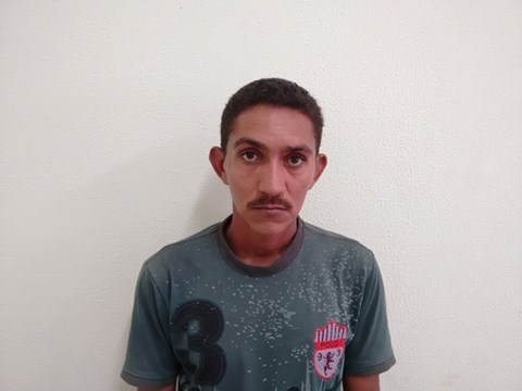 Polícia Civil prende dupla e recupera moto tomada de assalto - Imagem 1