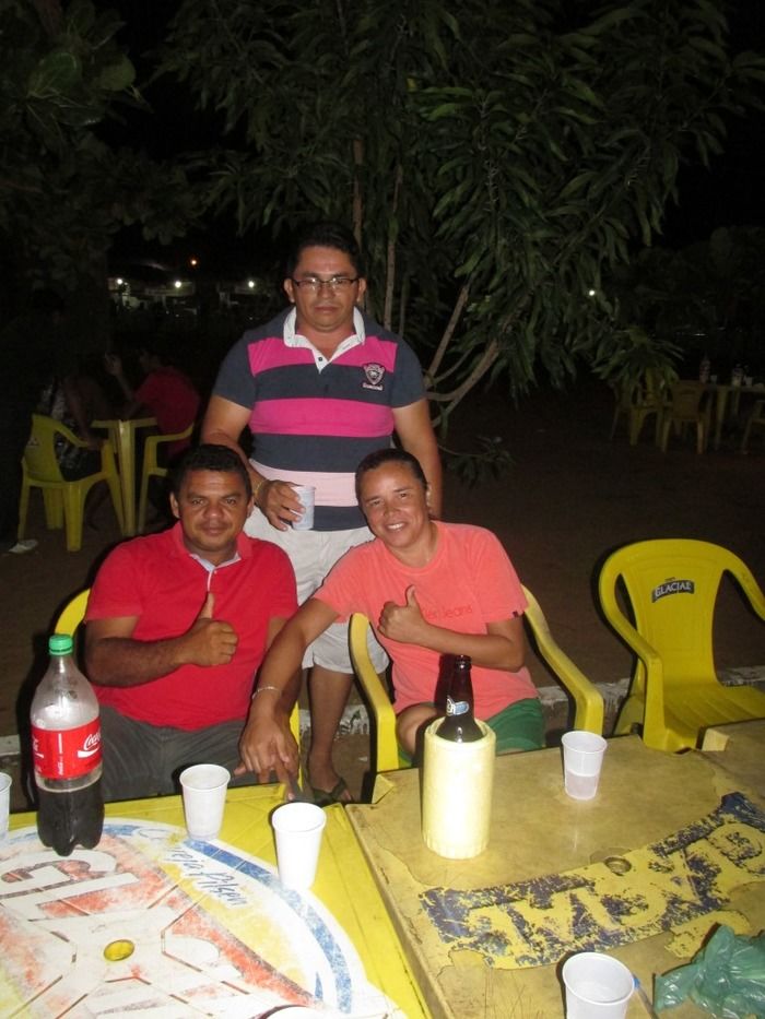 Prefeito Walter Alencar participa da primeira Noite de Festejos e sorteia cinco grade de cerveja em cada Barraca no Residencial Novo Horizonte  - Imagem 8