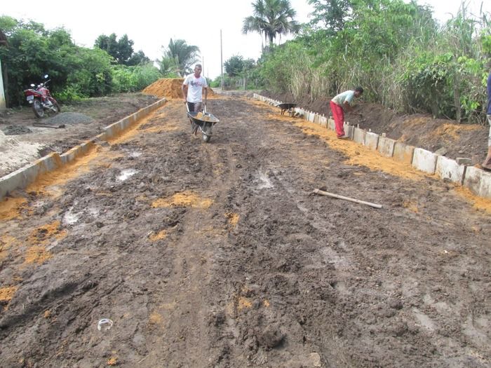 Rua Manoel Leite Falcão no Bairro Baixa ganha 120 metros de Meio-Fio - Imagem 6