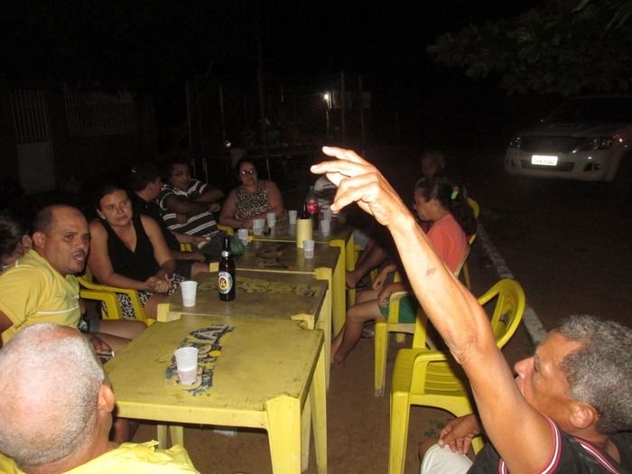 Prefeito Walter Alencar participa da primeira Noite de Festejos e sorteia cinco grade de cerveja em cada Barraca no Residencial Novo Horizonte  - Imagem 3