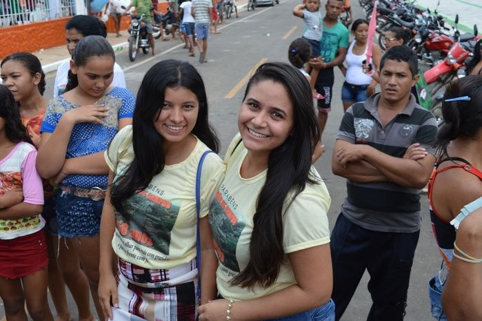 Nota aniversário da cidade II -  Momento das apresentações artísticas na Praça - Imagem 43