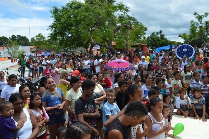 Nota aniversário da cidade II -  Momento das apresentações artísticas na Praça - Imagem 40