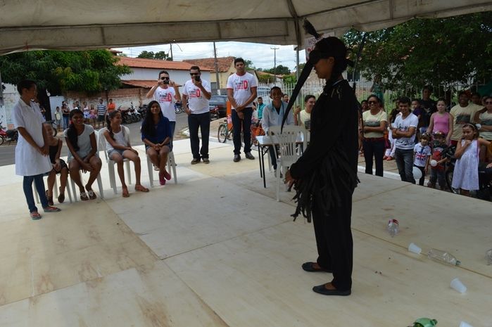 Nota aniversário da cidade II -  Momento das apresentações artísticas na Praça - Imagem 36