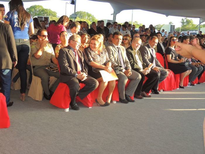 Prefeita Neuma Café é homenageada com medalha durante comemoração dos 192 anos da Batalha do Jenipapo - Imagem 22