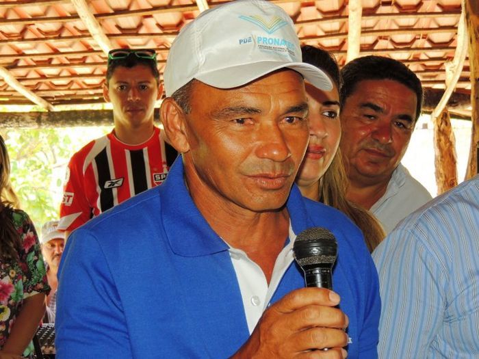 Inauguração na Zona Rural teve a participação do povo, parceiros, secretários, asessores e até vereador de oposição - Imagem 10