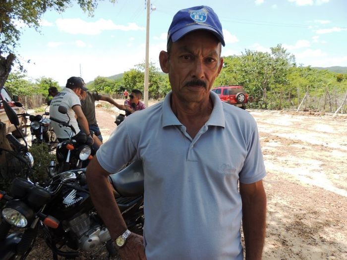 Inauguração na Zona Rural teve a participação do povo, parceiros, secretários, asessores e até vereador de oposição - Imagem 33