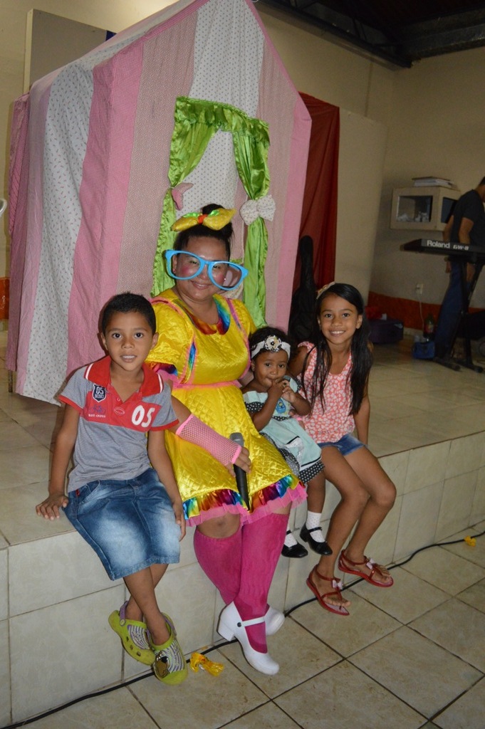 Prefeitura realizou show infantil  com a animadora com a Pitchuquinha e Pitchucão - Imagem 42